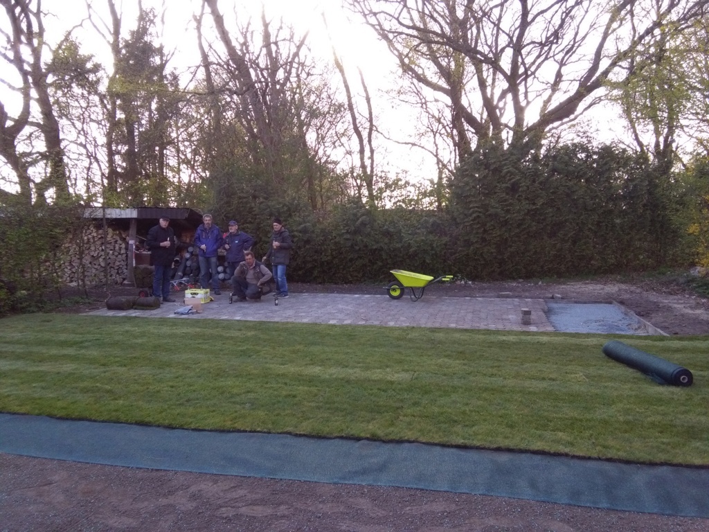 06-rollrasen_wir_verlegt_2016